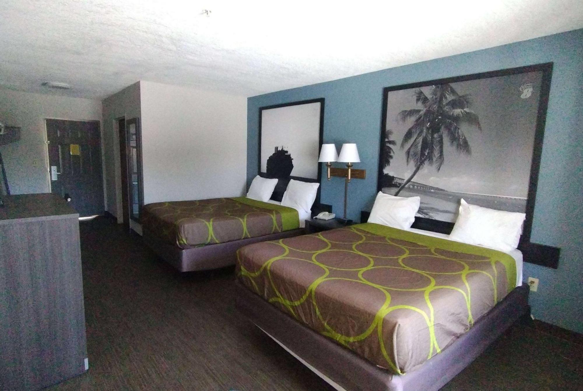 Super 8 Motel By Wyndham Near Fort Lauderdale Arpt Dania Beach Dış mekan fotoğraf
